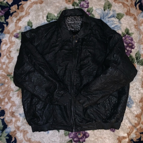 2 Leather Jackets - Picture 4 of 11